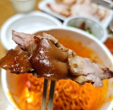 춘화족발 이미지