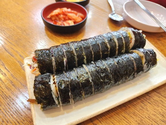 다래김밥 이미지