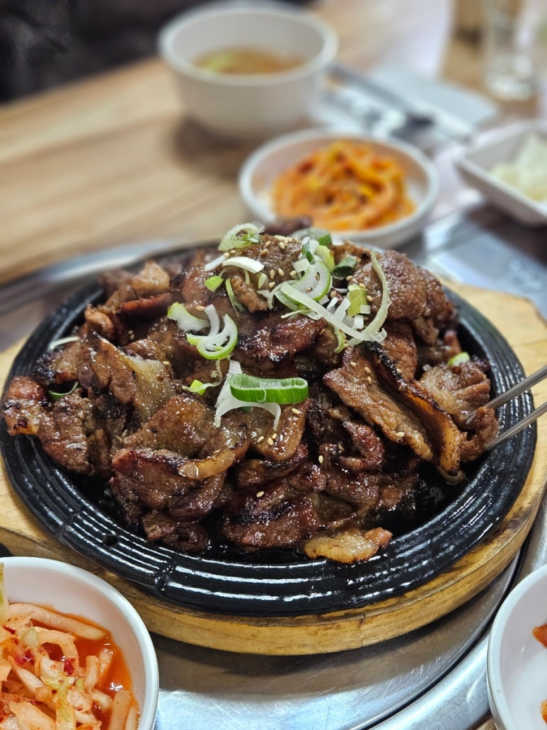 땅끝돼지불백 이미지