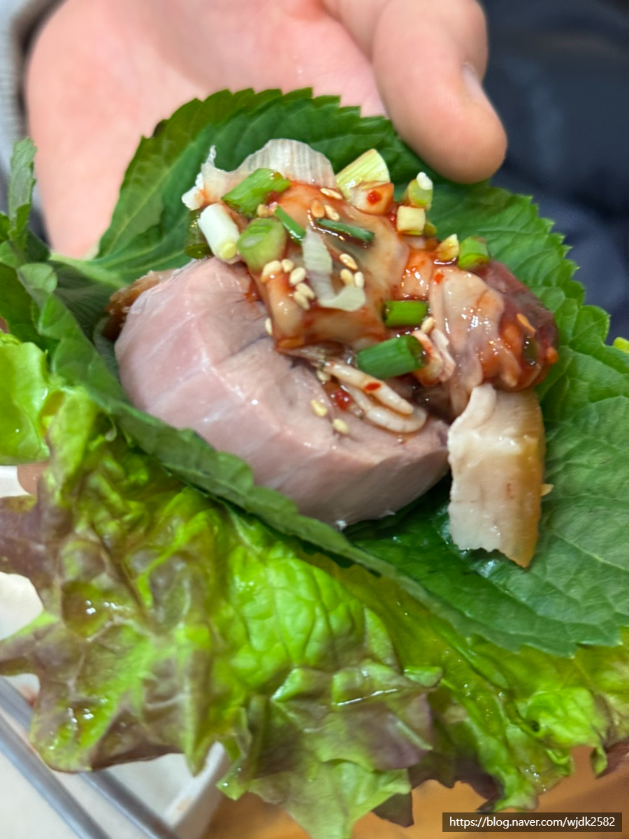 장수한방왕족발 이미지