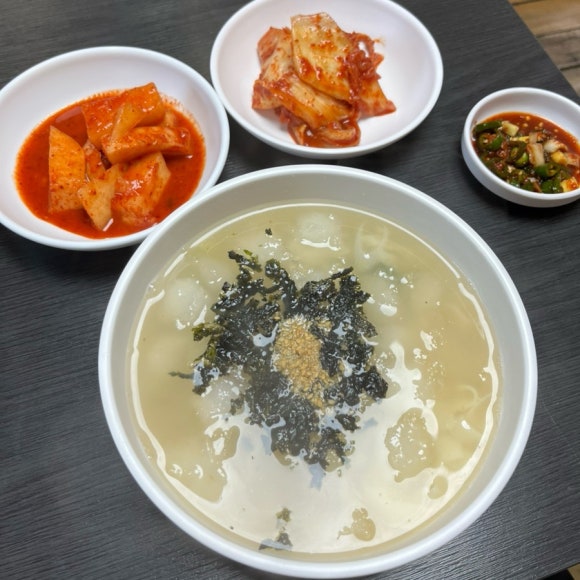 고향의맛손칼국수 이미지