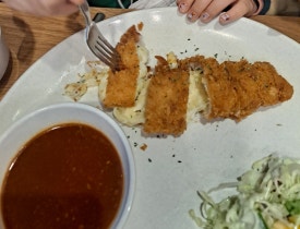 김민성아임넙띠기돈까스 이미지