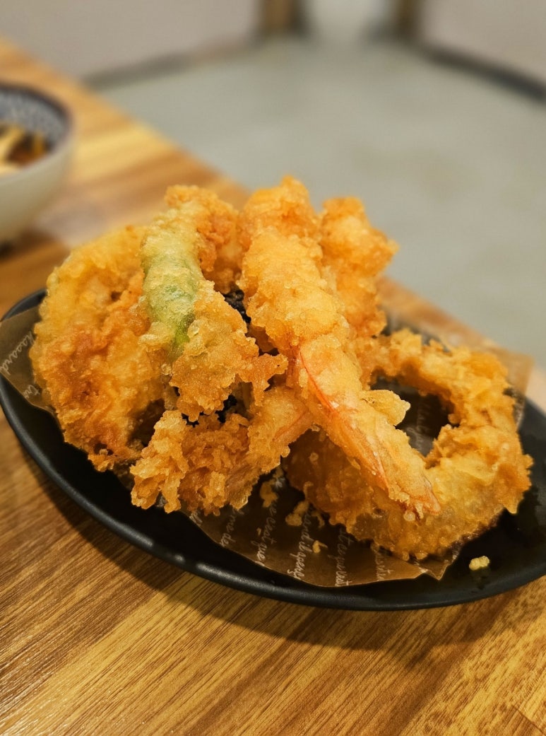 서비우동돈까스 이미지