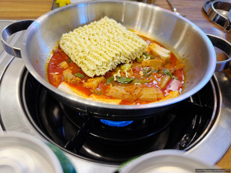 두번먹는명인김치찜 이미지