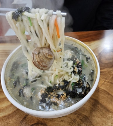 조개생칼국수 이미지