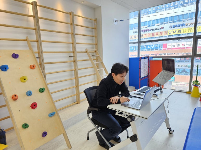 한국임상감각운동학회 이미지
