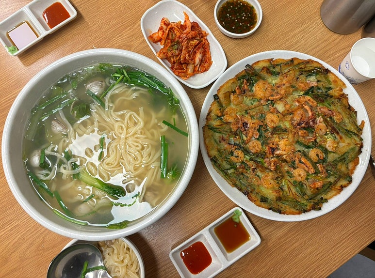 유비칼국수 이미지