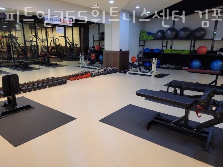 피트인365플러스휘트니스센터 이미지