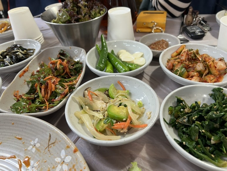 신토불이옻닭 이미지