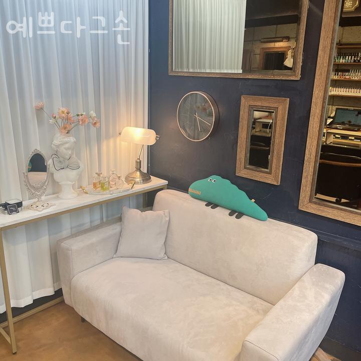 예쁘다네일 이미지