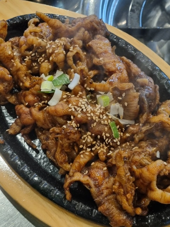 모범닭발앤오돌뼈 수원본점 이미지