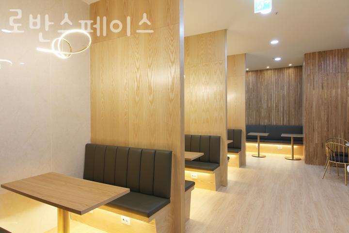 로반스튜디오 이미지