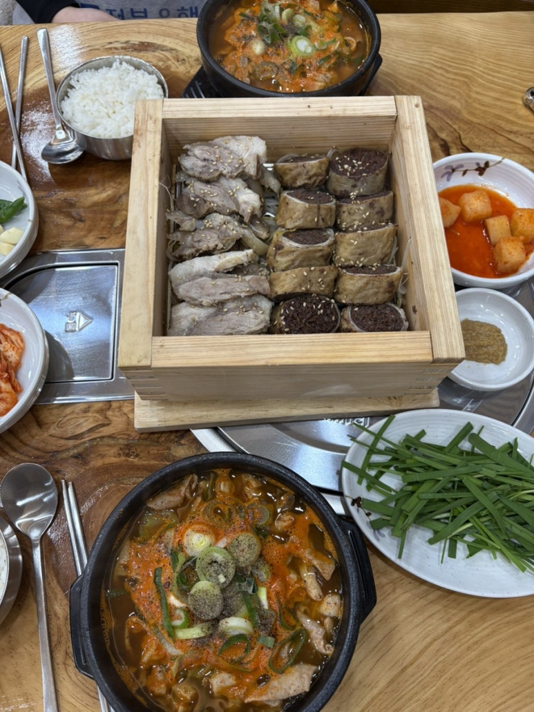 전주순대국밥 이미지