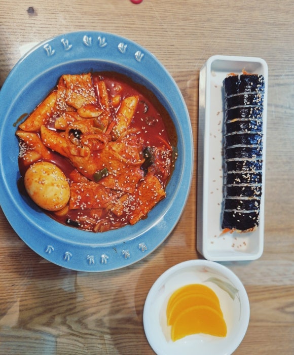 본가정분식 이미지