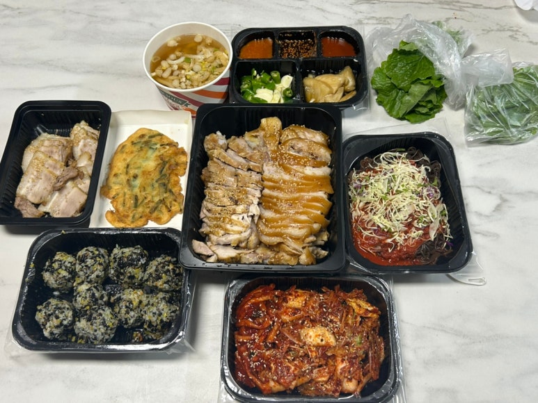 철수네왕족발 이미지