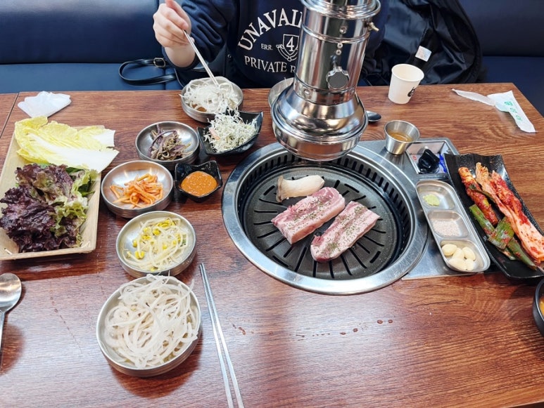 금빛한돈 이미지