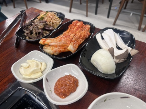 정가솥뚜껑삼겹살 이미지
