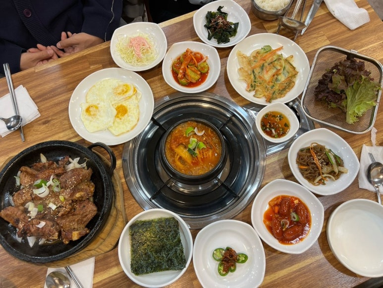 항아리석갈비 이미지