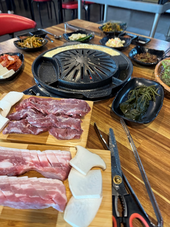 맛돼지 이미지