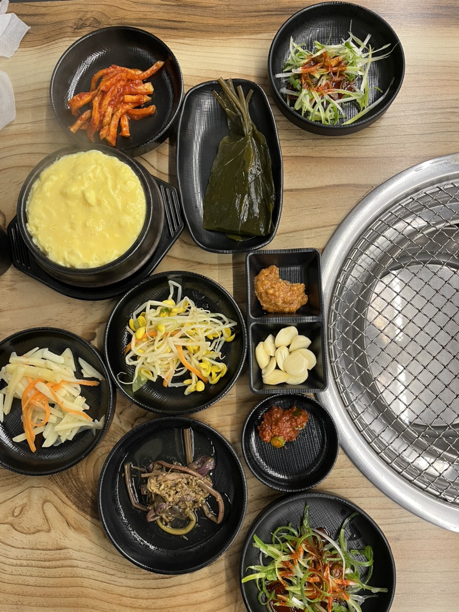 돈날개숯불갈비 이미지