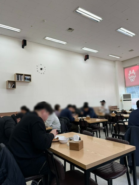 용갈이뷔페 이미지