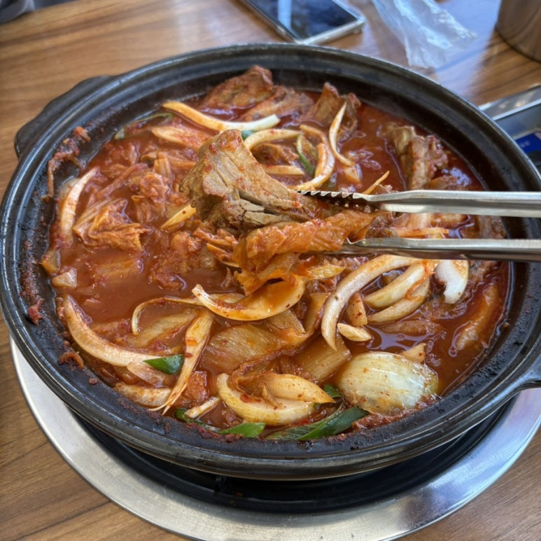 김치찜에 진심 이미지