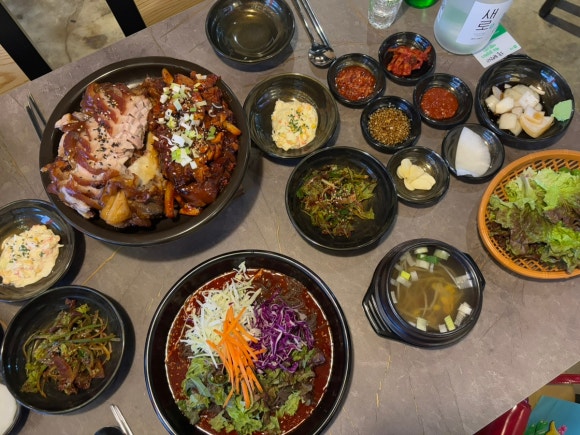 황도화덕족발 이미지