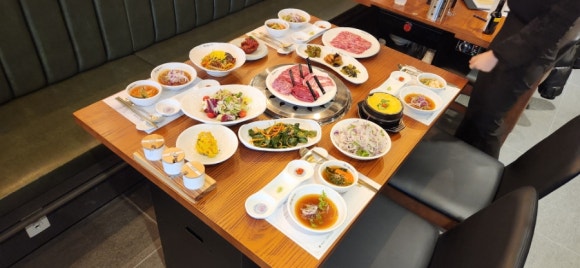 지즐미육회관한우오마카세 이미지