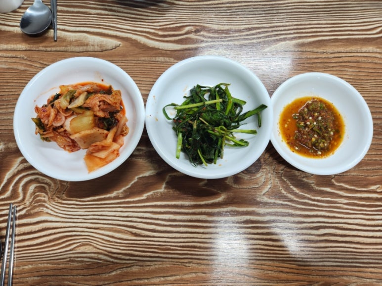 더칼국수 이미지