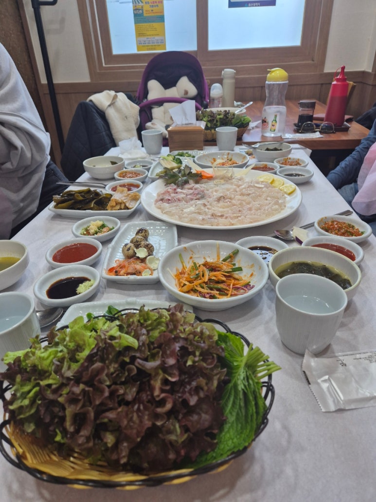 동이횟집 이미지