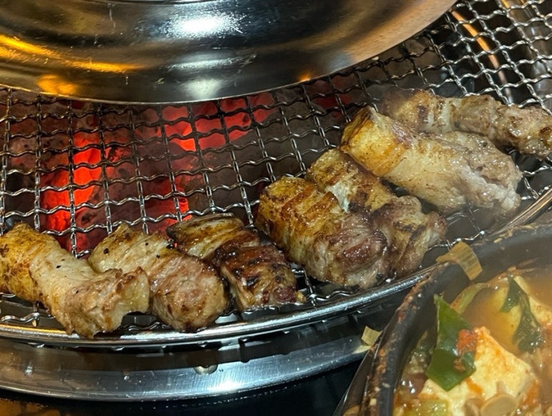 시월육 이미지