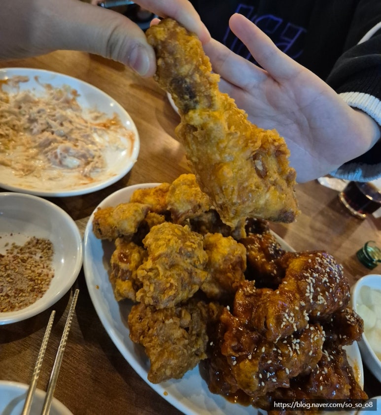 쌔떼치킨 이미지
