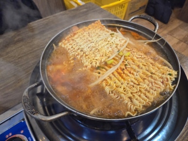 송백부대찌개 사진 3