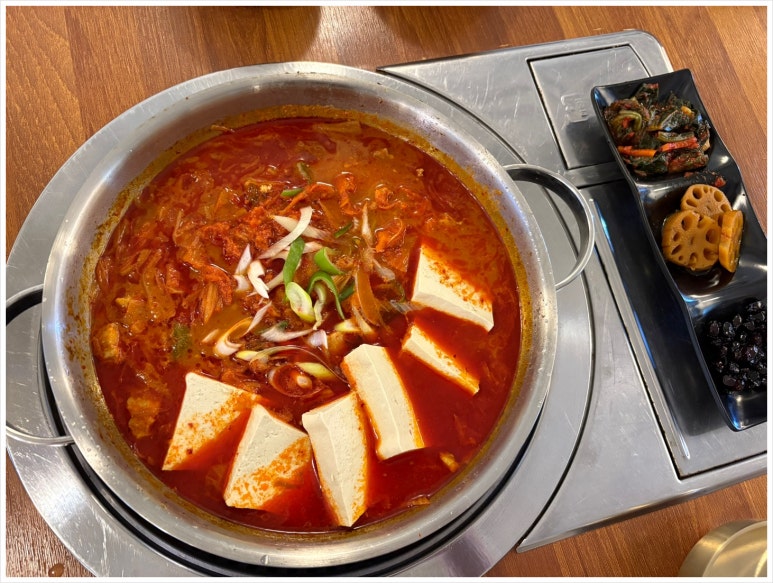 두번먹는명인김치찜 이미지