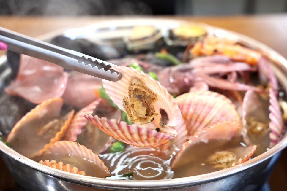 황금해물칼국수 이미지