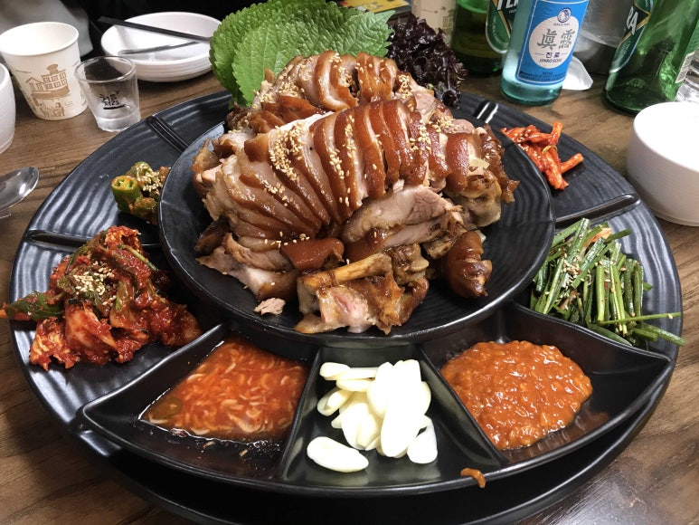 귀한족발 이미지