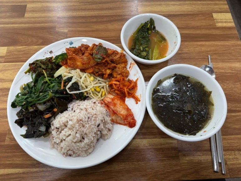 우성한식뷔페 이미지