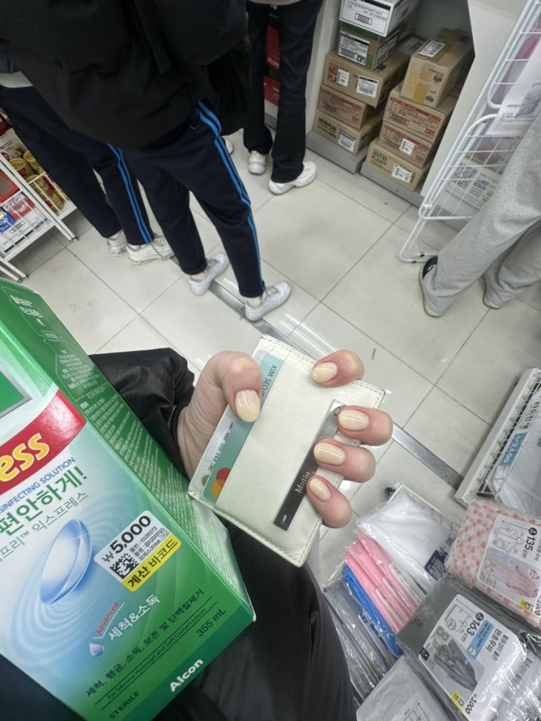 오몽네일 이미지
