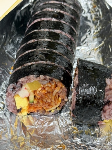 모퉁이흑미김밥 이미지