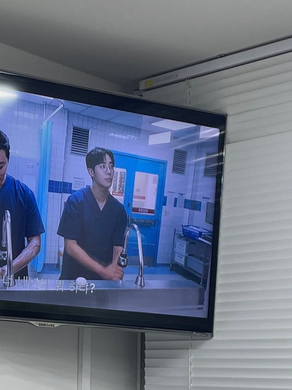 오늘보다예쁜;네일 이미지