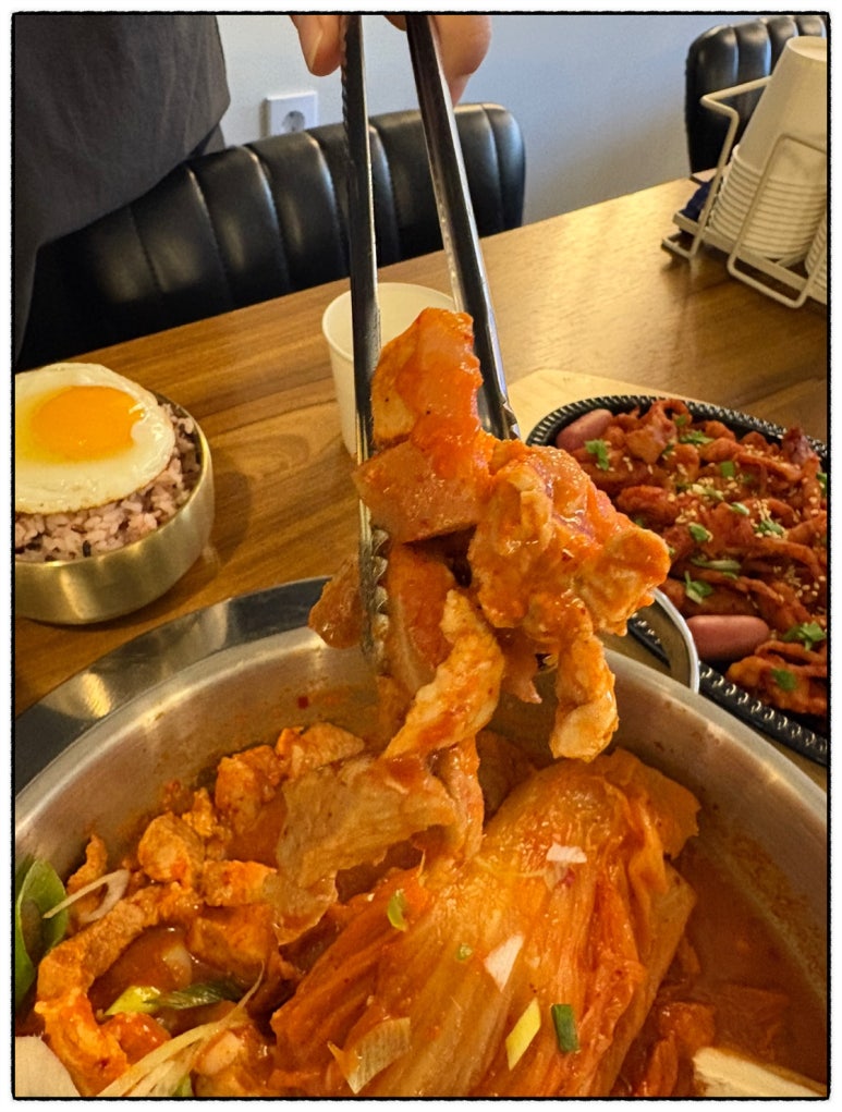 두번먹는명인김치찜 이미지