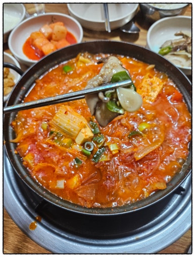 명가네보쌈칼국수 이미지