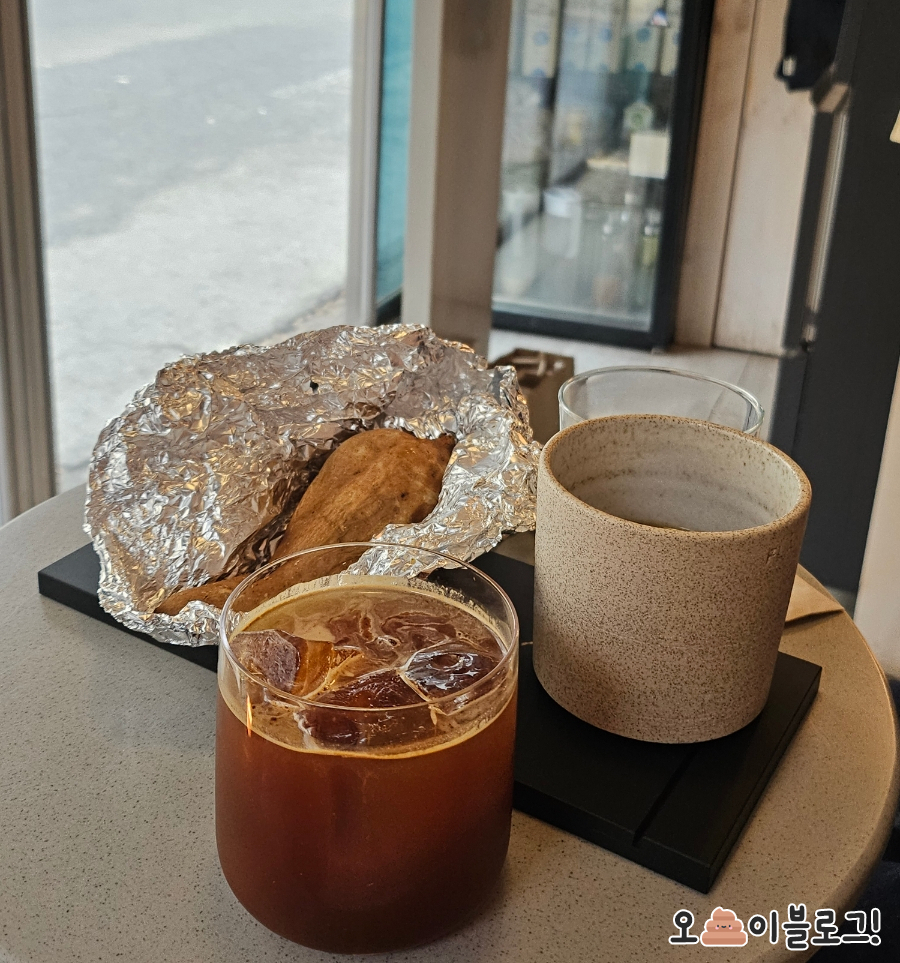카페플롬 이미지