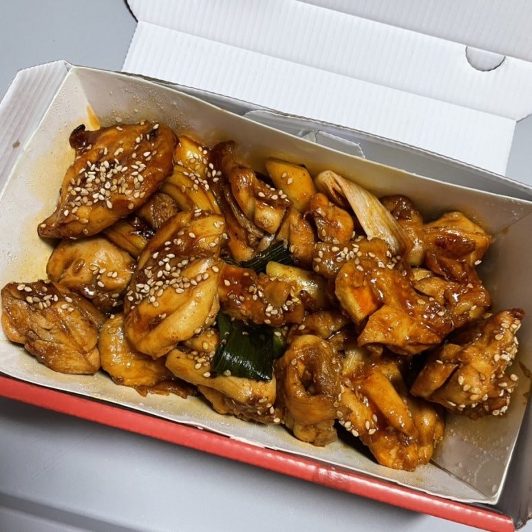 동근이숯불두마리치킨 신곡점 이미지
