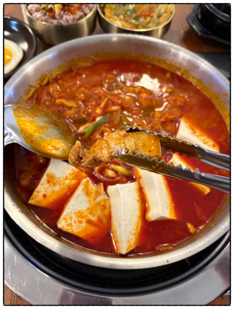 두번먹는명인김치찜 이미지