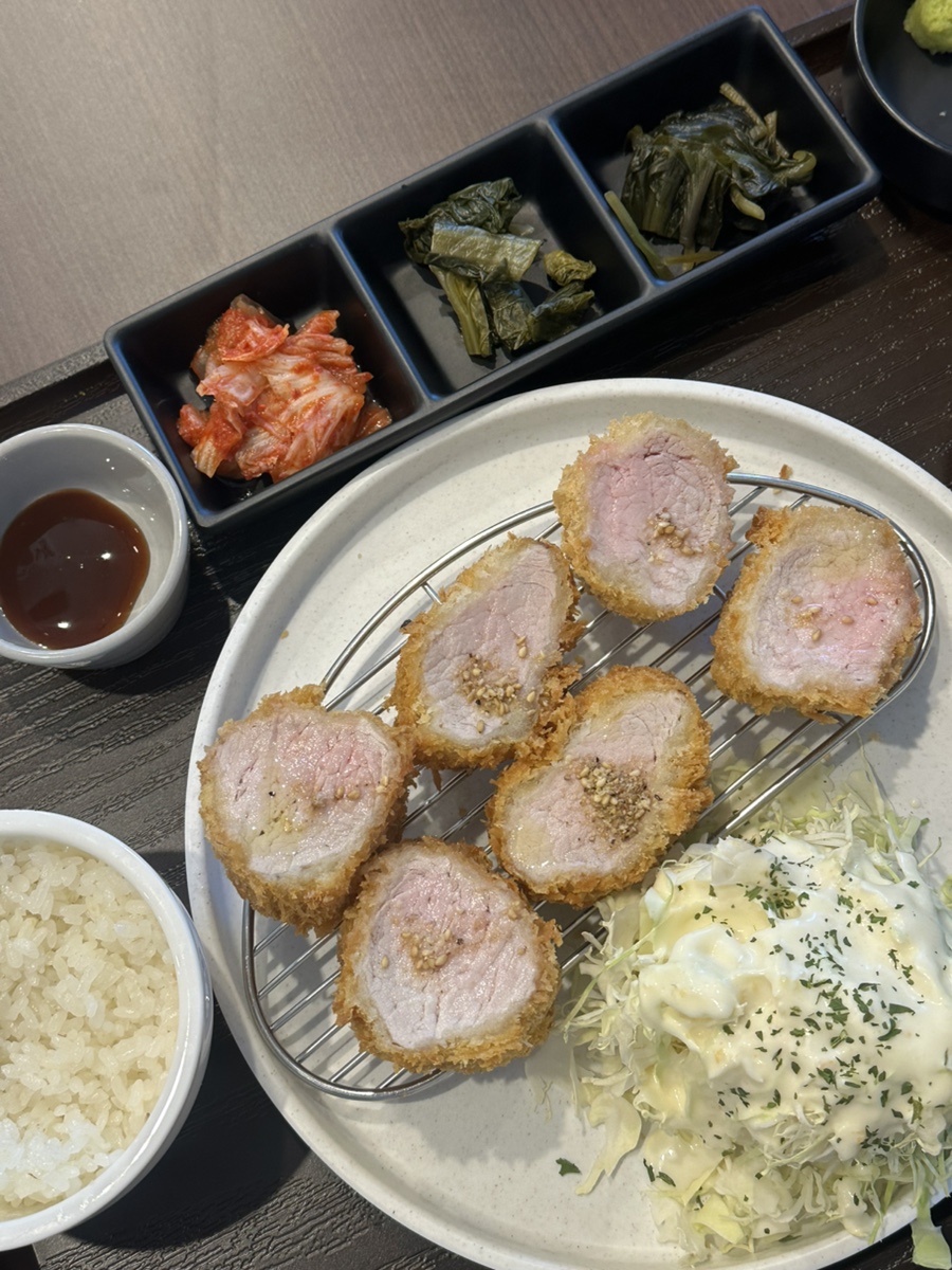흥도식당 구로디지털점 이미지
