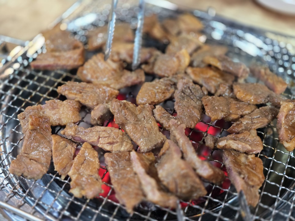 군산숯불갈비 이미지
