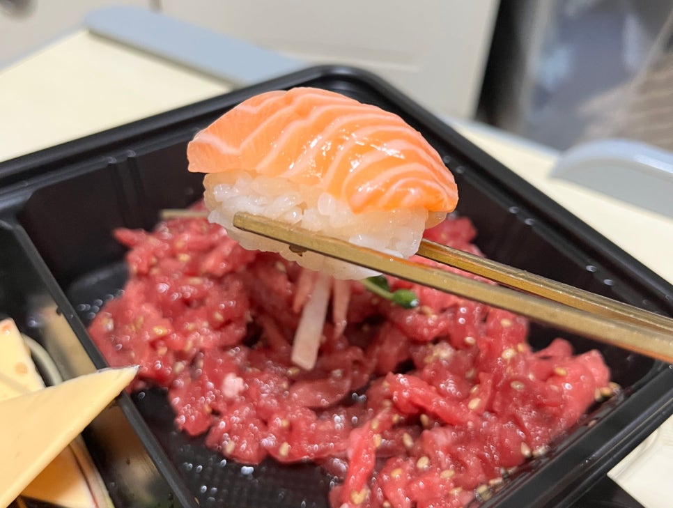 육회바른연어강남 이미지
