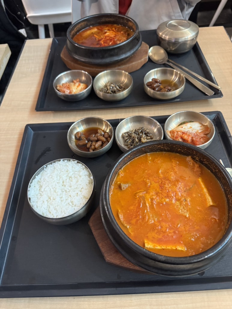 아워홈하나은행 이미지