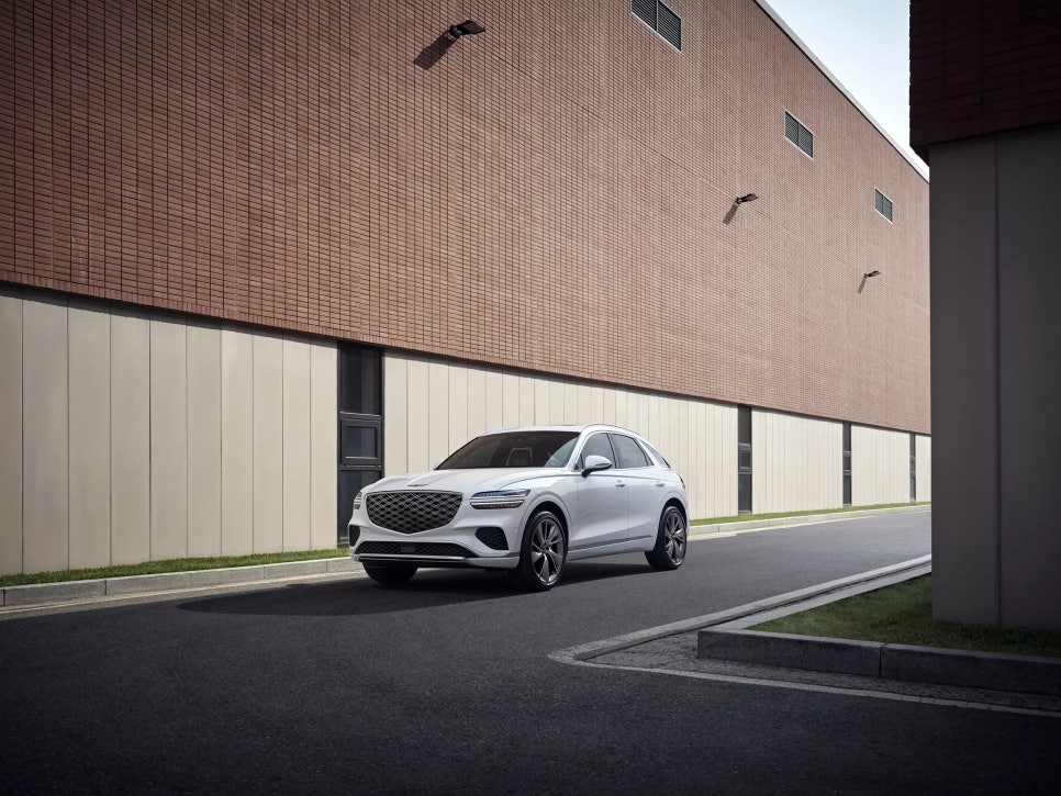 2026 제네시스 GV70 중형 럭셔리 SUV "BMW X3, 벤츠 GLC, 아우디 Q5, 렉서스 RX의 경쟁자" 이미지 4